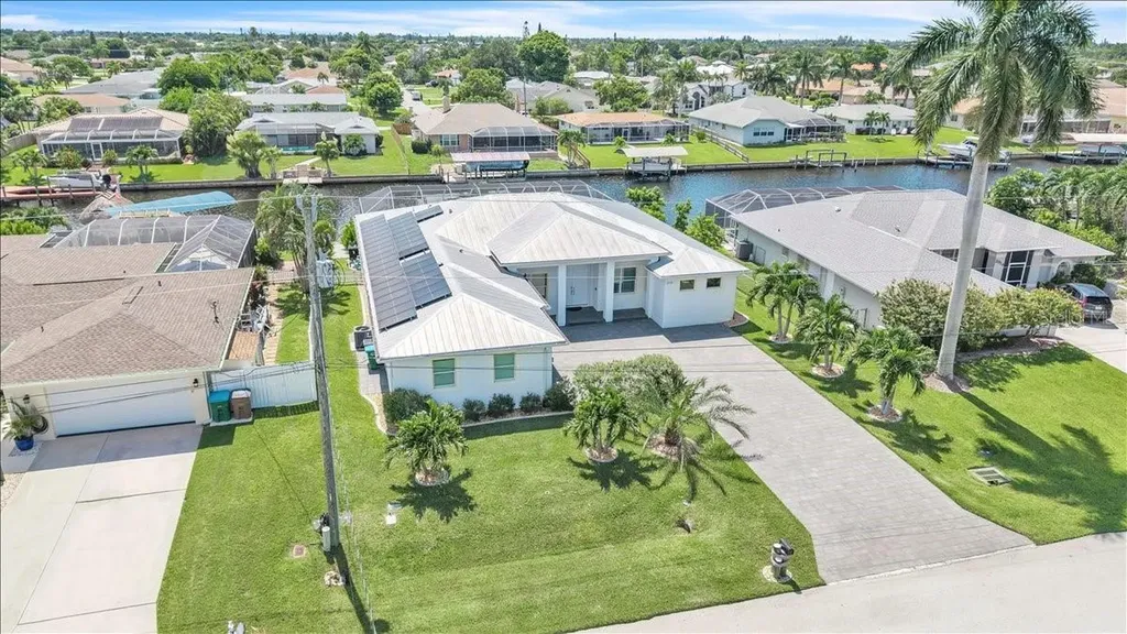 2918 SE 10th Place Cape Coral FL 33904