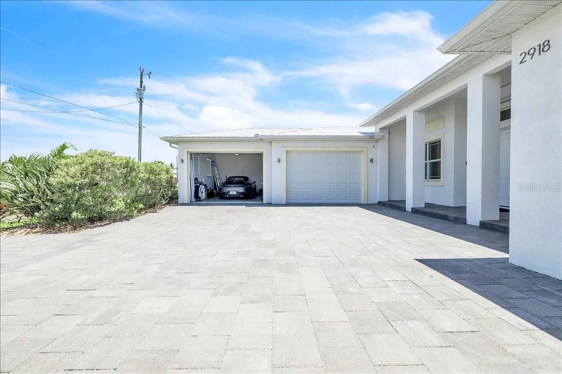 2918 SE 10th Place Cape Coral FL 33904