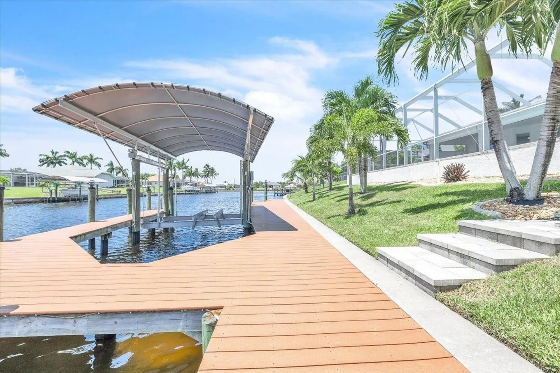 2918 SE 10th Place Cape Coral FL 33904