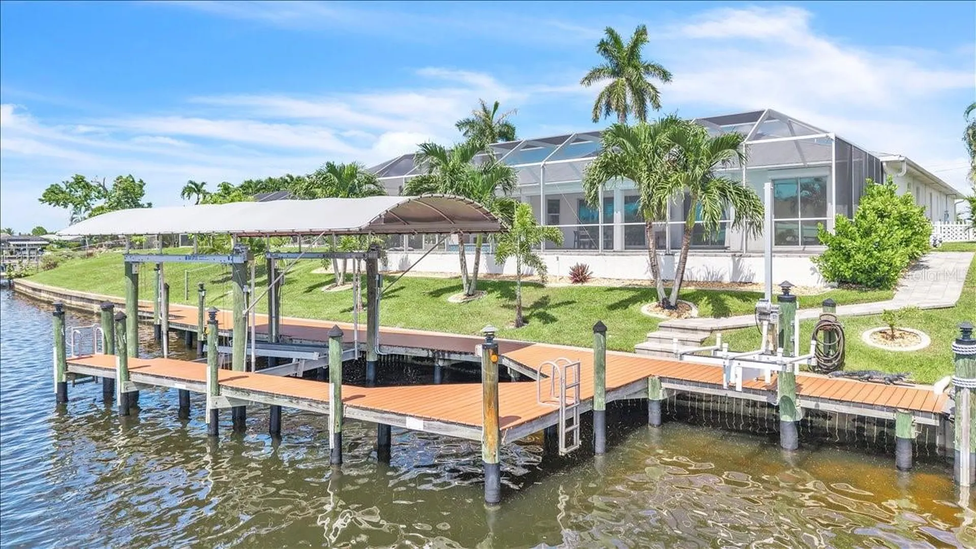 2918 SE 10th Place Cape Coral FL 33904