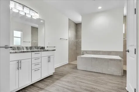 2918 SE 10th Place Cape Coral FL 33904