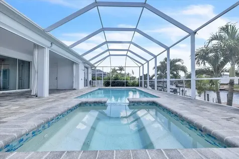 2918 SE 10th Place Cape Coral FL 33904