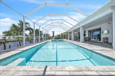 2918 SE 10th Place Cape Coral FL 33904