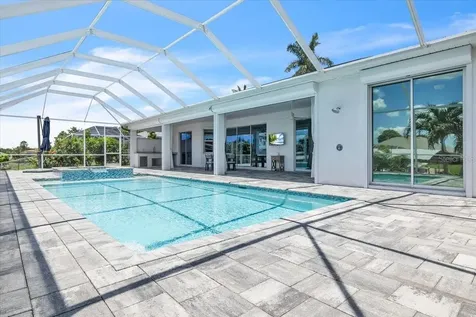 2918 SE 10th Place Cape Coral FL 33904