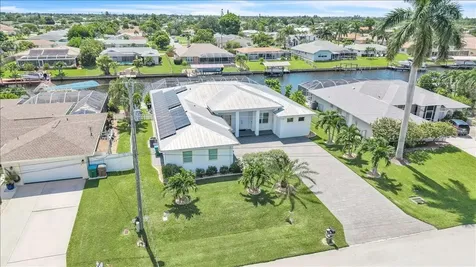 2918 SE 10th Place Cape Coral FL 33904