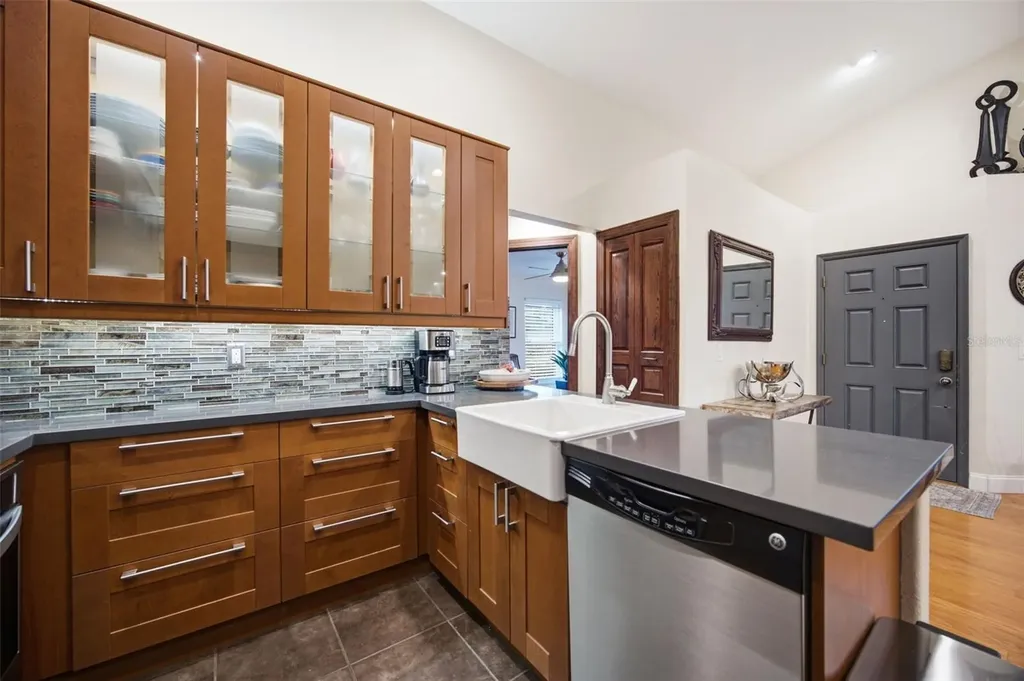 5100 Burchette Road Tampa FL 33647