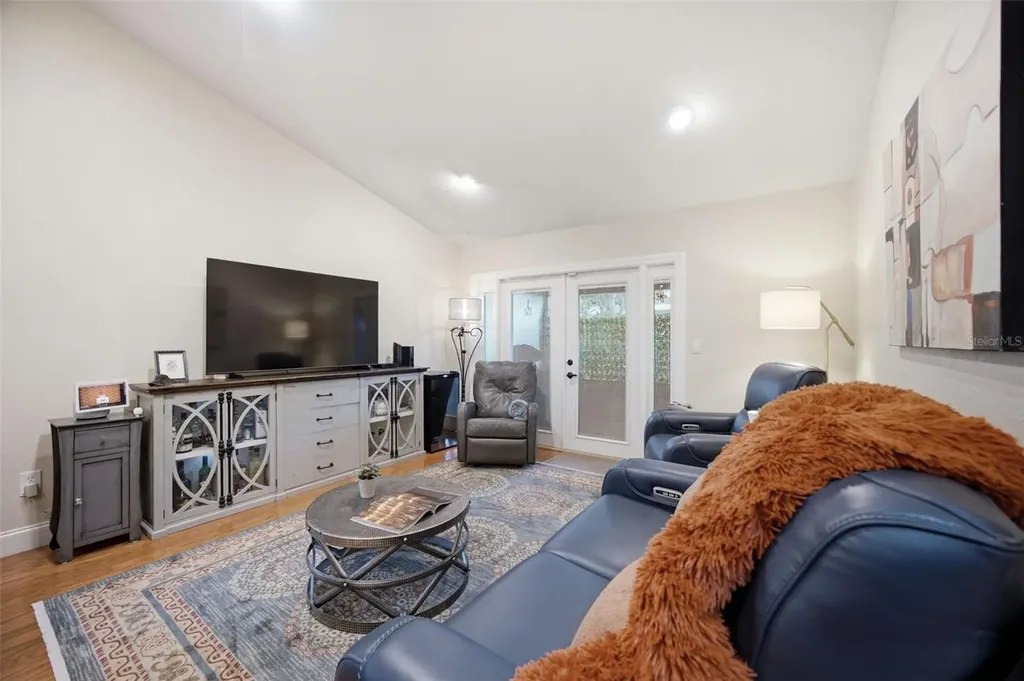 5100 Burchette Road Tampa FL 33647