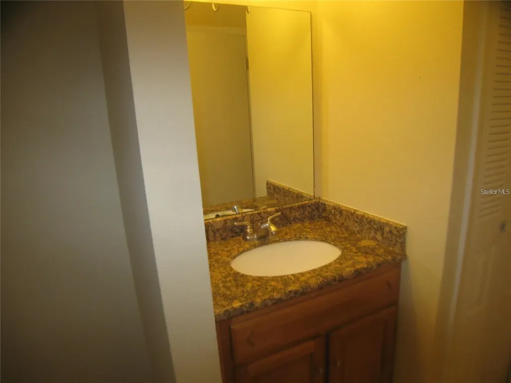199 Afton Square Altamonte Springs FL 32714