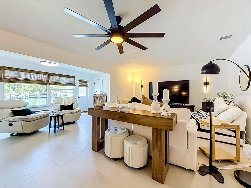 5935 30th Avenue S Gulfport FL 33707