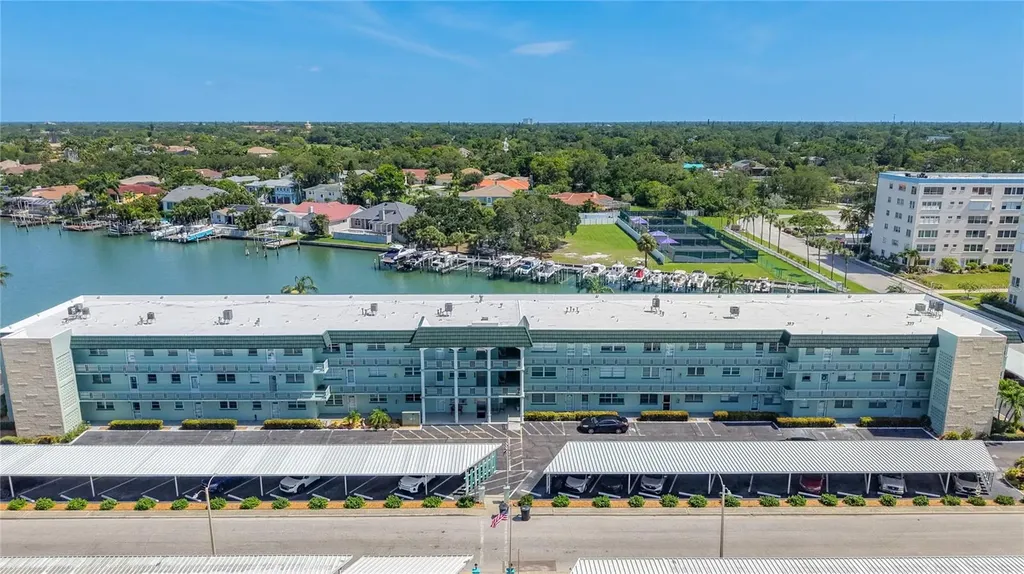 5935 30th Avenue S Gulfport FL 33707