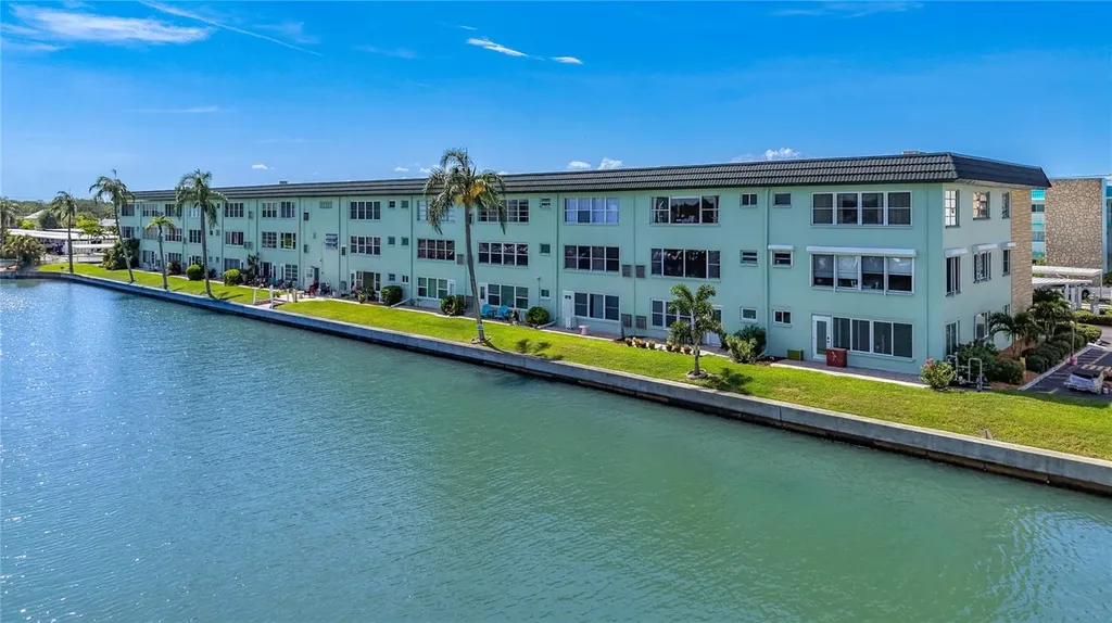 5935 30th Avenue S Gulfport FL 33707