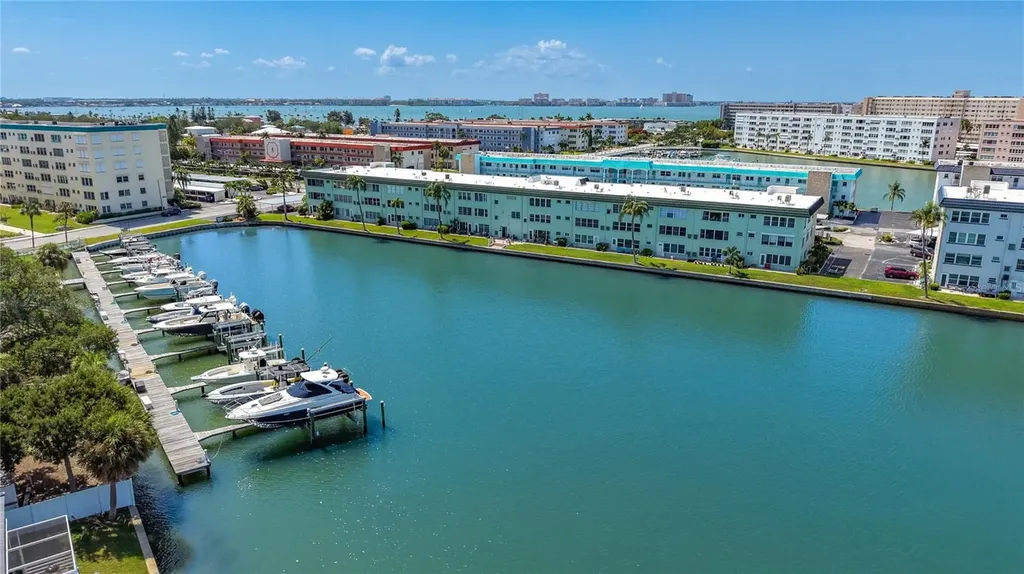 5935 30th Avenue S Gulfport FL 33707