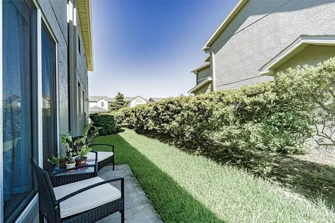 1031 Paseo Del Rio NE St Petersburg FL 33702