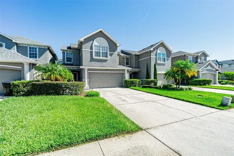 1031 Paseo Del Rio NE St Petersburg FL 33702