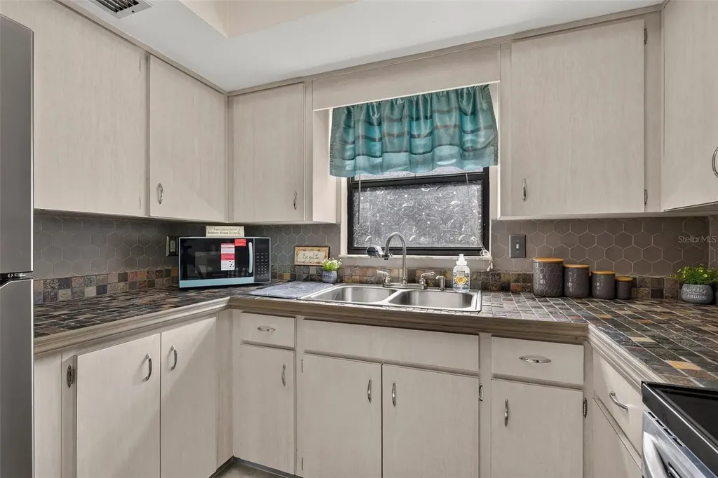 12 Chinaberry Circle Homosassa FL 34446