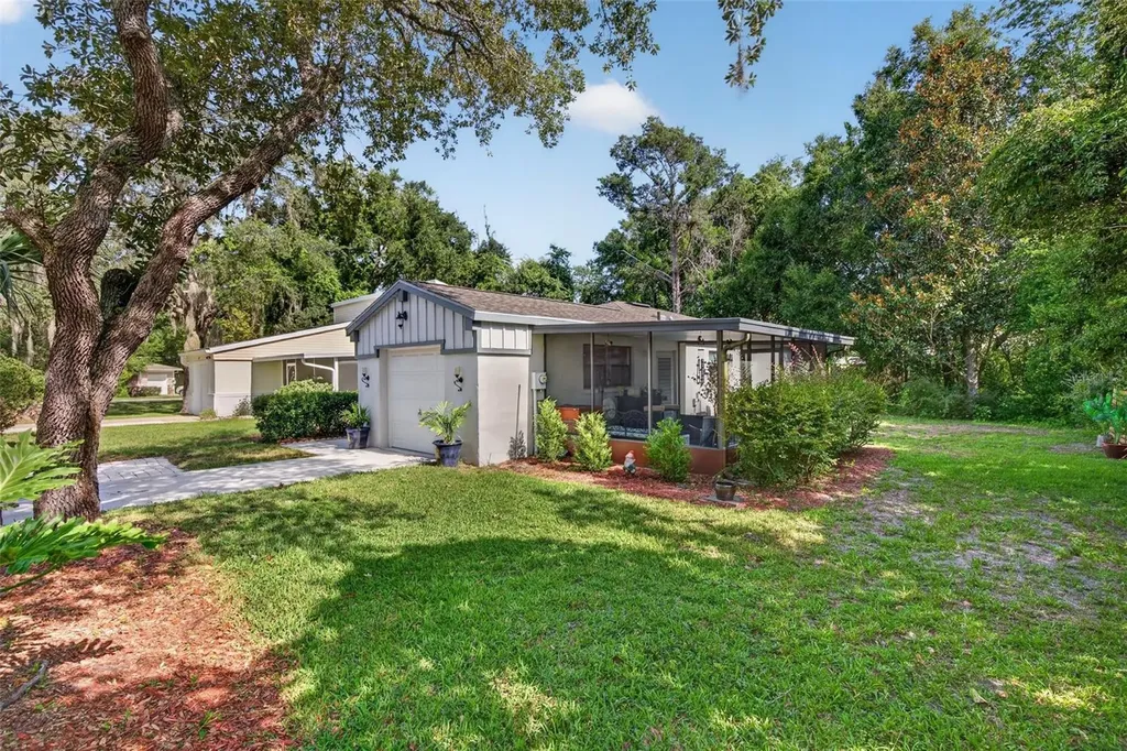 12 Chinaberry Circle Homosassa FL 34446