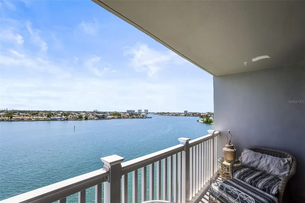 500 Treasure Island Causeway Treasure Island FL 33706