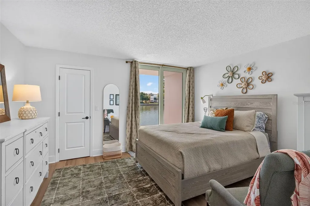 7625 Sun Island Drive S South Pasadena FL 33707