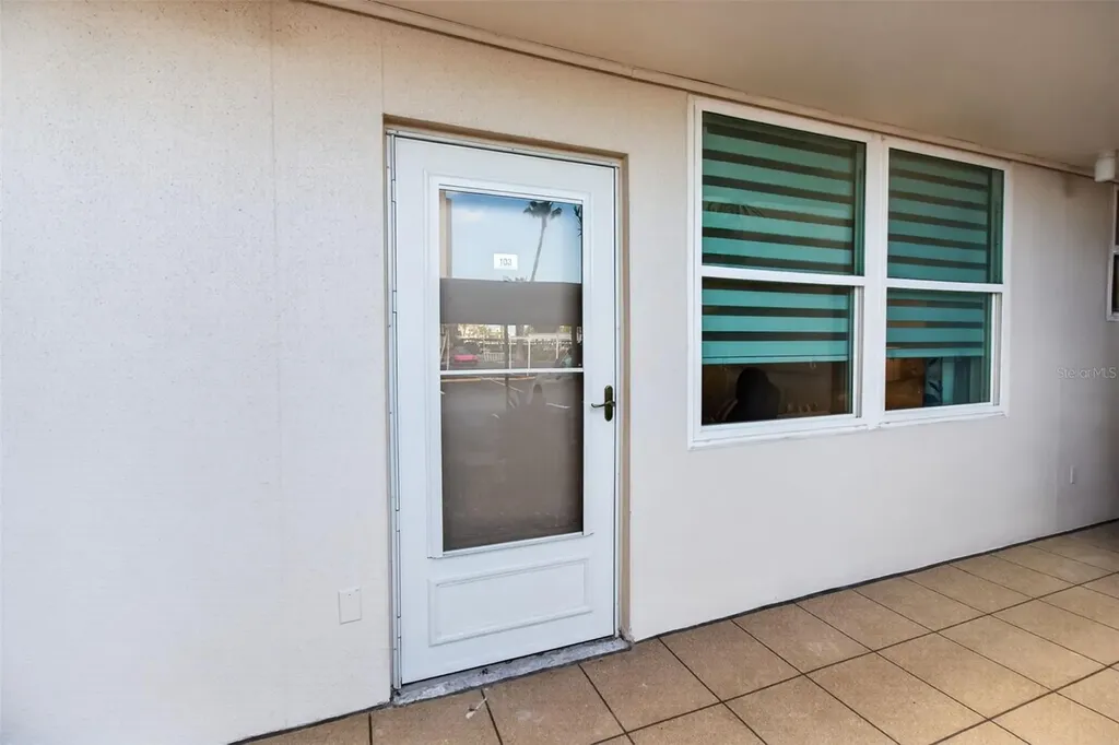 7625 Sun Island Drive S South Pasadena FL 33707