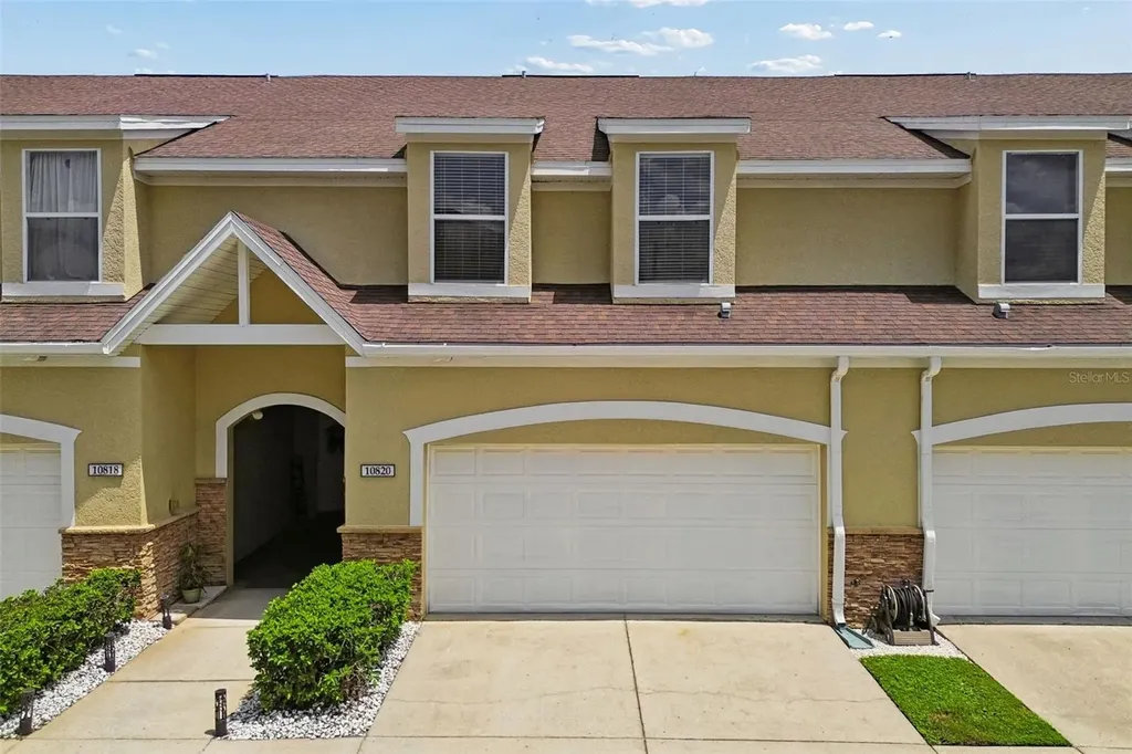 10820 Celtic Woods Avenue Tampa FL 33647