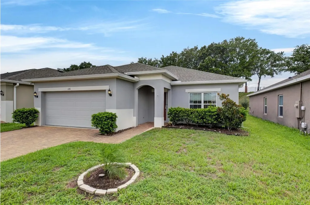 1181 Stratton Avenue Groveland FL 34736