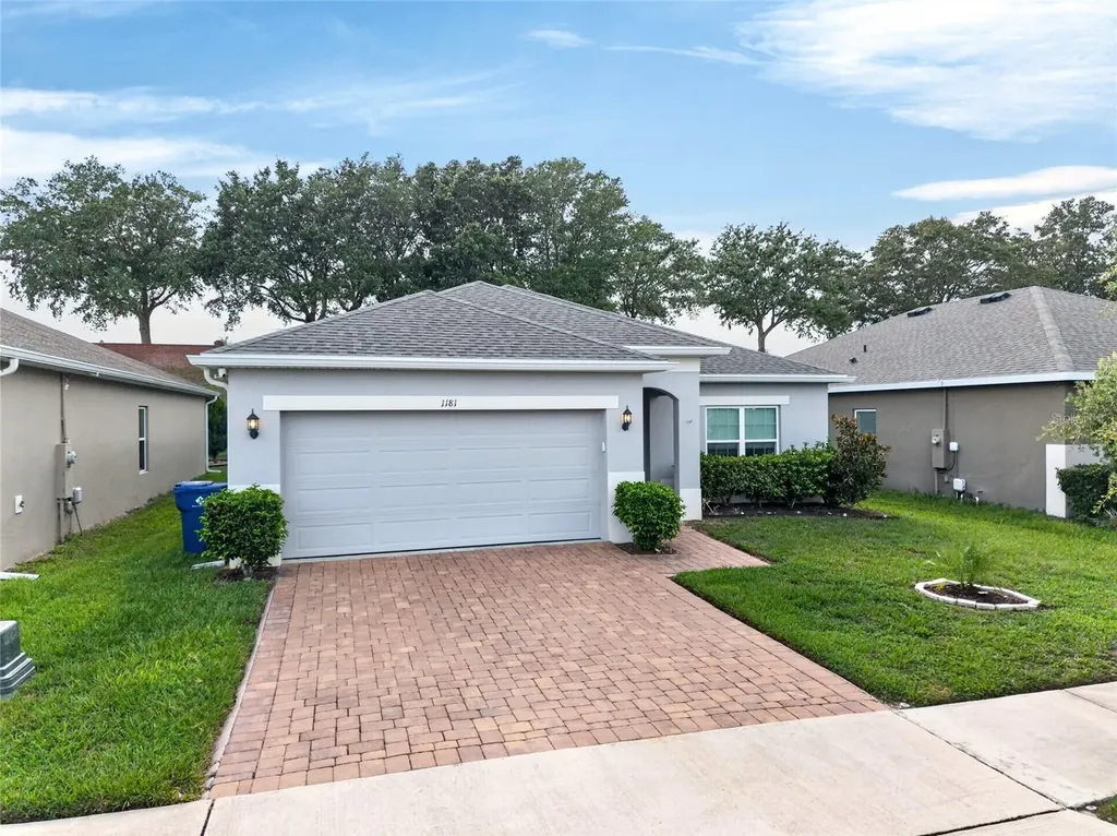 1181 Stratton Avenue Groveland FL 34736