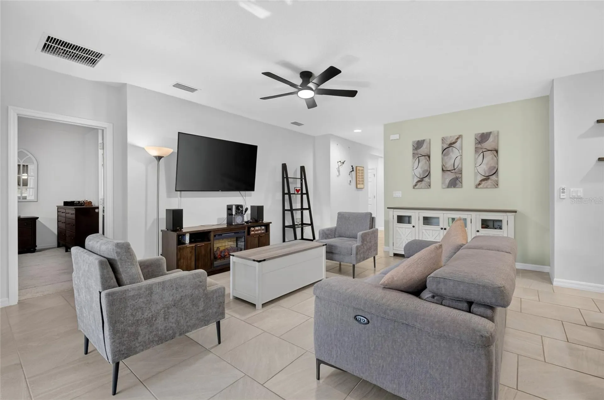 1181 Stratton Avenue Groveland FL 34736