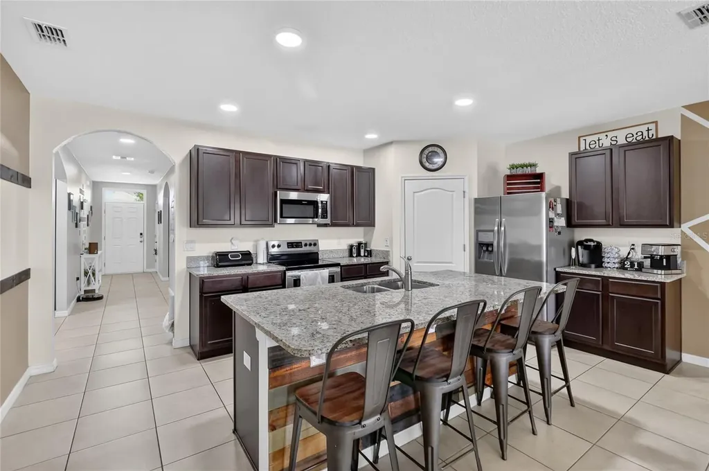 248 Ludisia Loop Davenport FL 33837