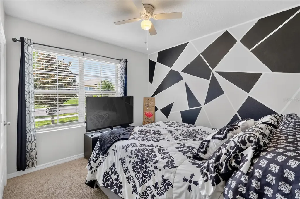 248 Ludisia Loop Davenport FL 33837