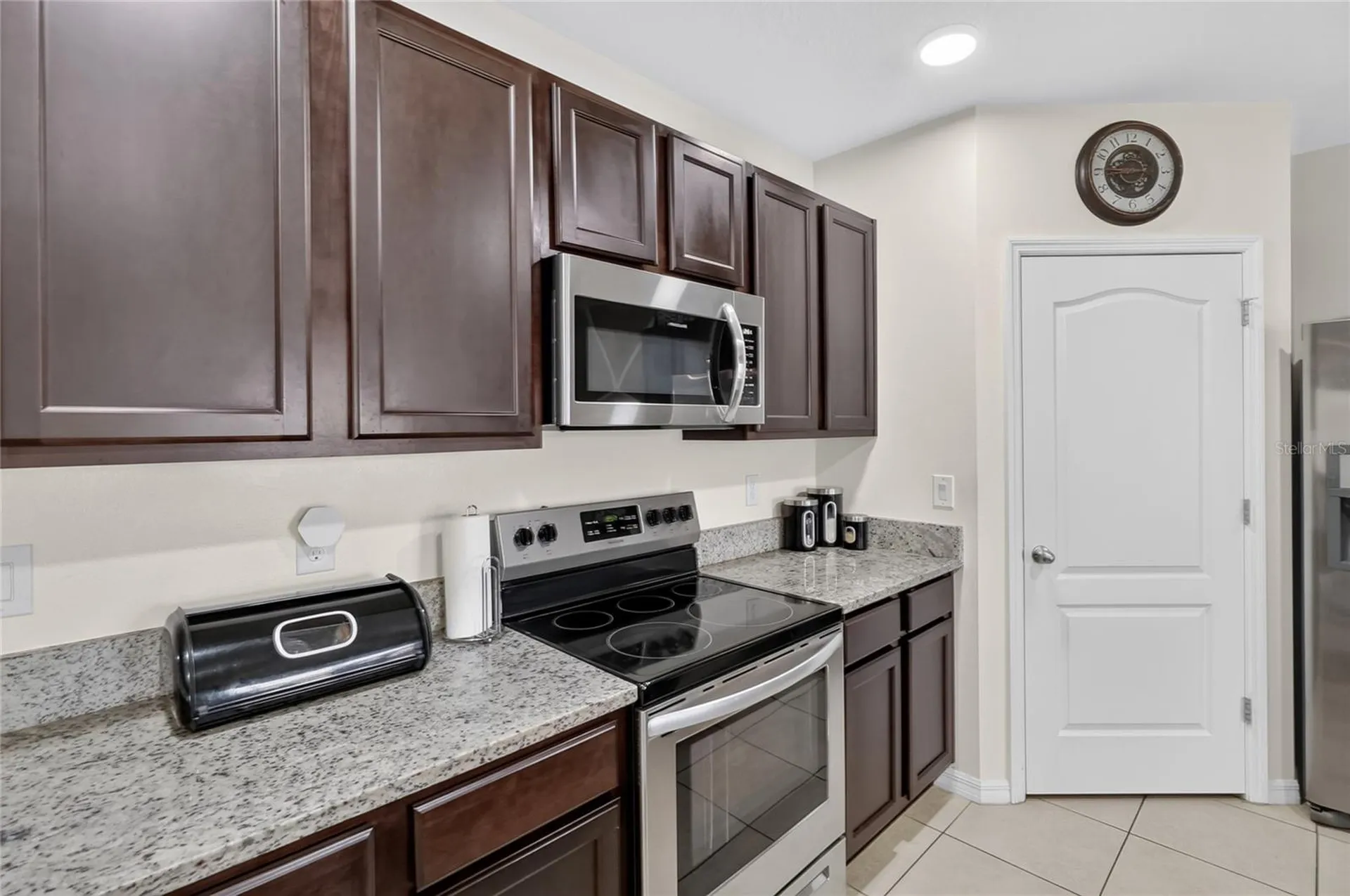 248 Ludisia Loop Davenport FL 33837