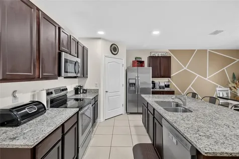 248 Ludisia Loop Davenport FL 33837