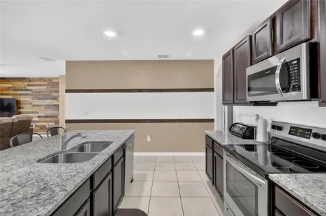 248 Ludisia Loop Davenport FL 33837