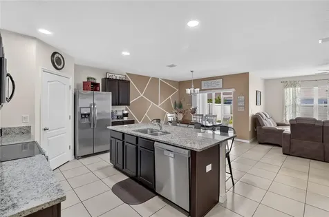 248 Ludisia Loop Davenport FL 33837