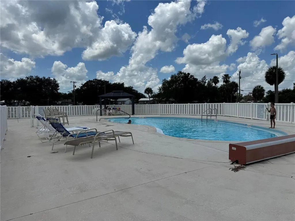 1710 7th Street SW Ruskin FL 33570