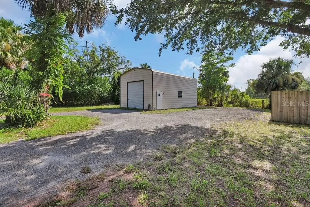 103 Siesta Court Deland FL 32724