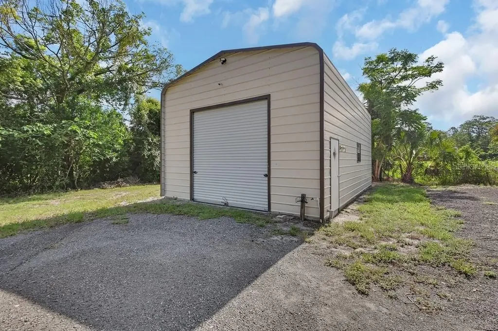 103 Siesta Court Deland FL 32724