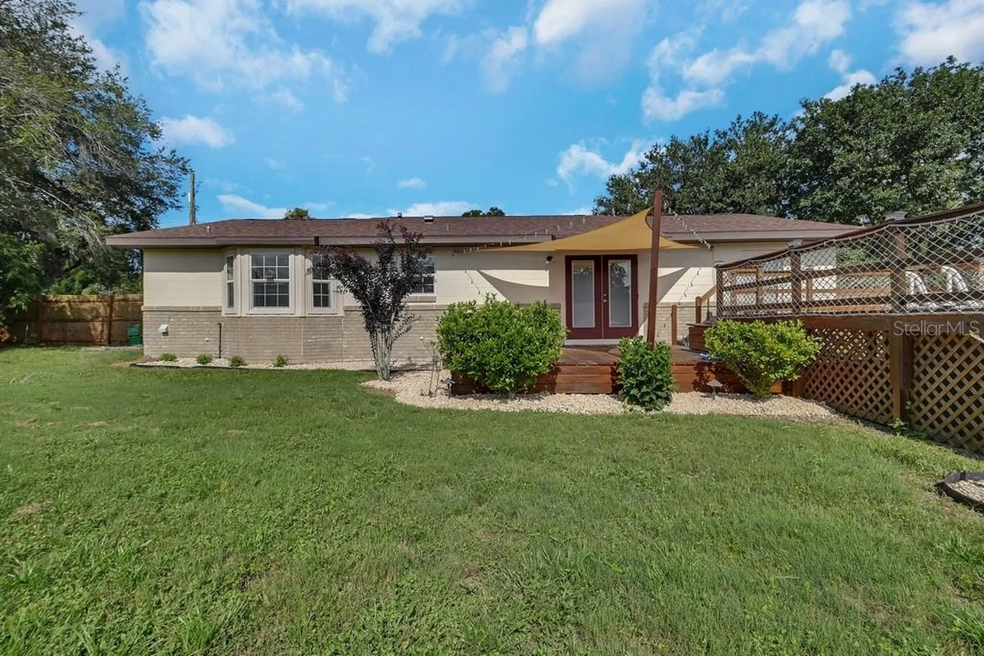 103 Siesta Court Deland FL 32724
