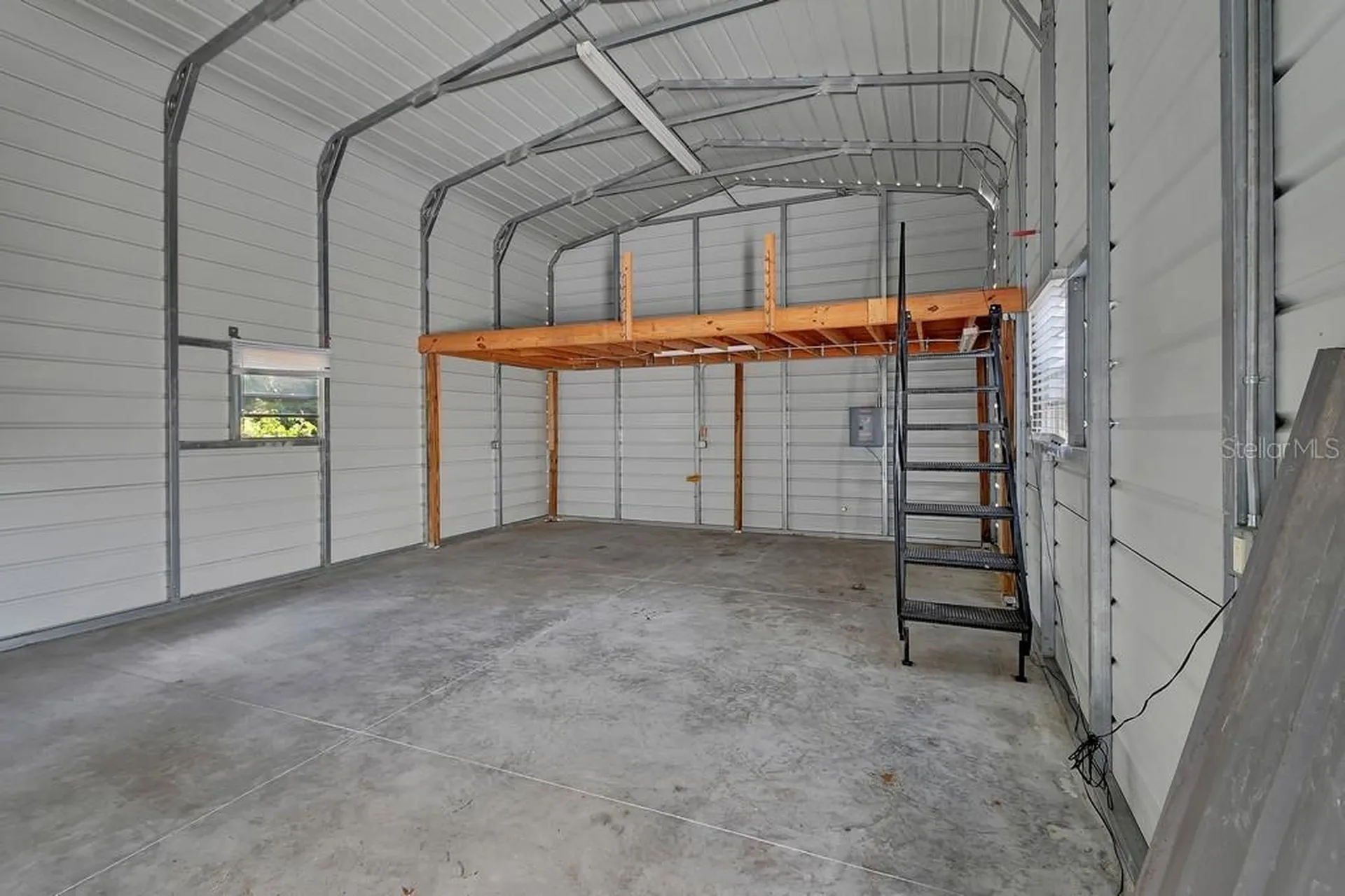 103 Siesta Court Deland FL 32724