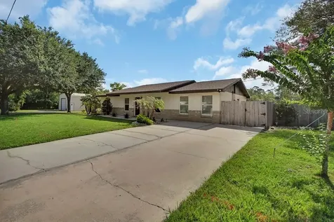 103 Siesta Court Deland FL 32724