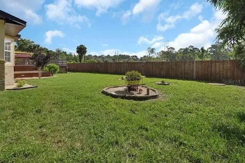 103 Siesta Court Deland FL 32724