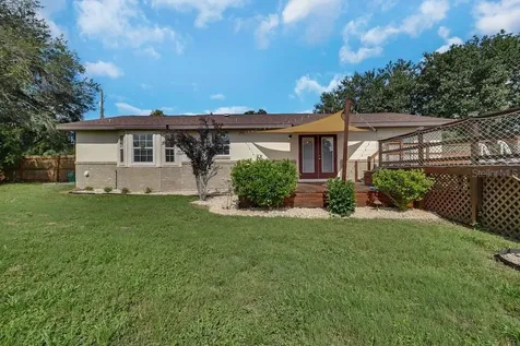 103 Siesta Court Deland FL 32724