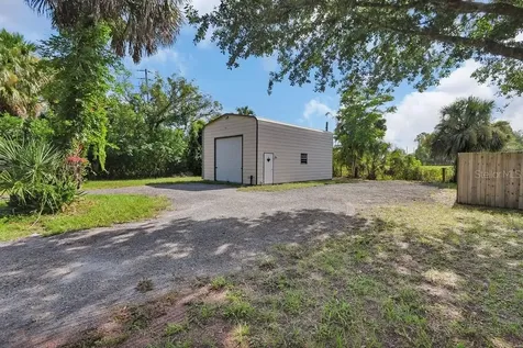 103 Siesta Court Deland FL 32724