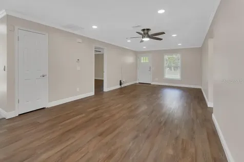 103 Siesta Court Deland FL 32724