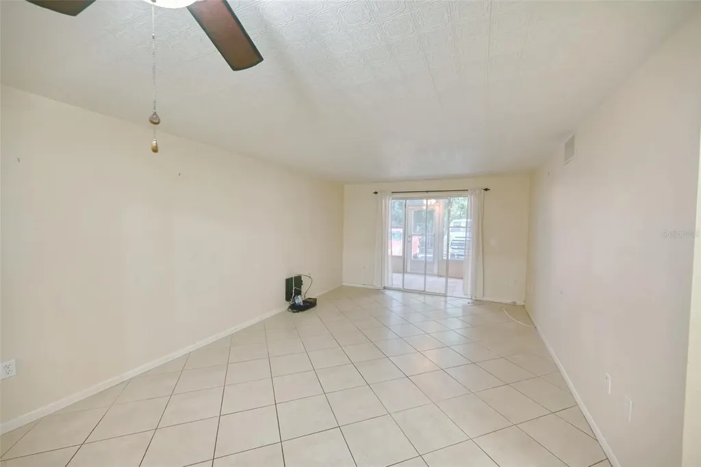 801 83rd Avenue N St Petersburg FL 33702
