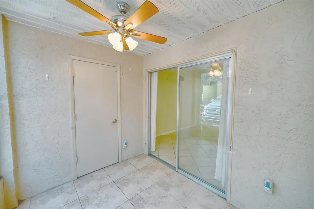 801 83rd Avenue N St Petersburg FL 33702