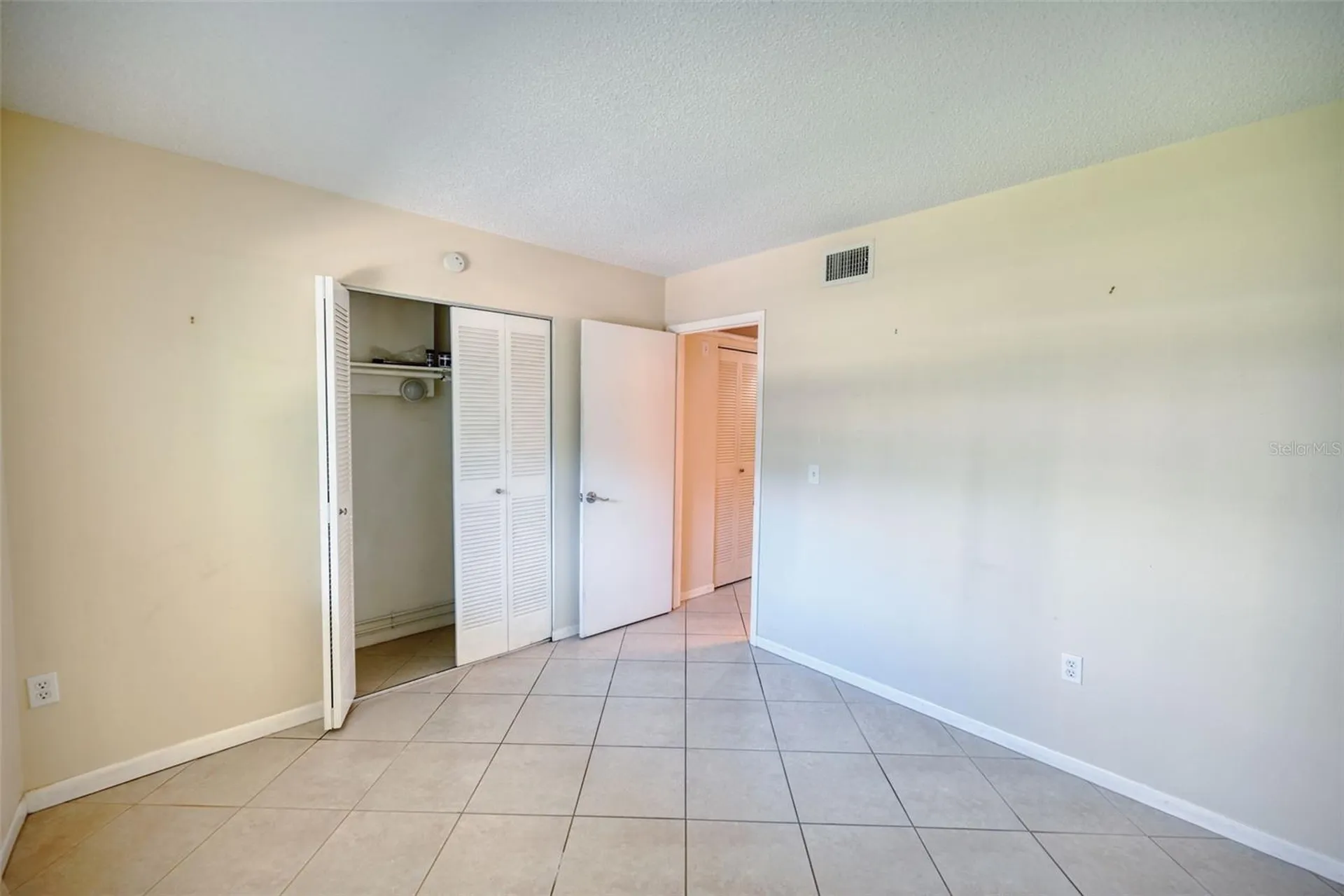 801 83rd Avenue N St Petersburg FL 33702
