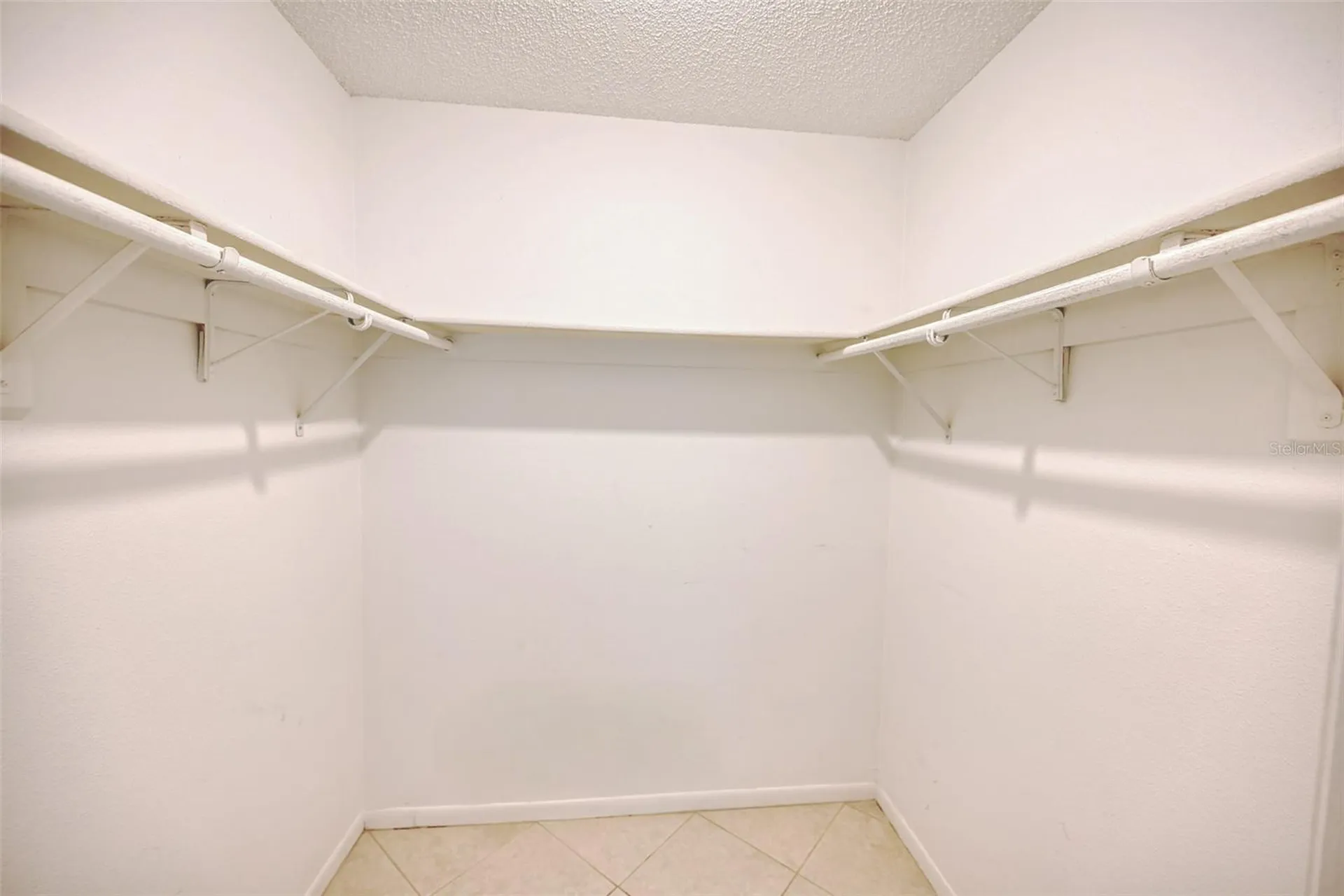 801 83rd Avenue N St Petersburg FL 33702