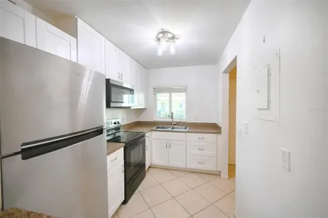 801 83rd Avenue N St Petersburg FL 33702