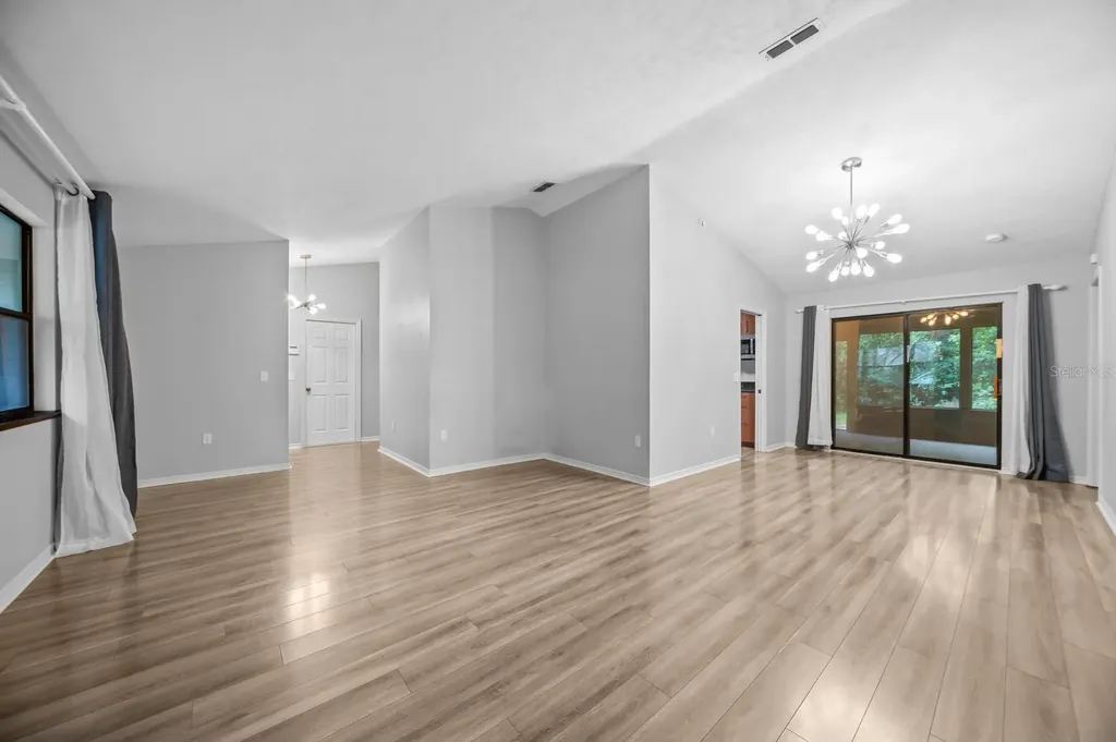 8025 SW 47th Court Gainesville FL 32608