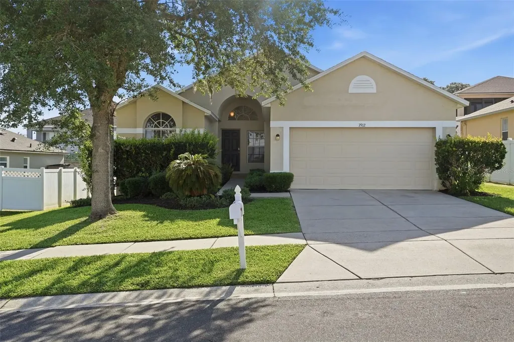 7912 Merchantville Circle Zephyrhills FL 33540